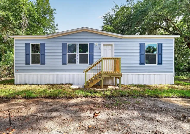 Photo 1 of Manufactured home for sale at 607 Lawrence St, Wildwood, FL 34785 | MLS# G5114859 | Listing updated on 2026-08-26