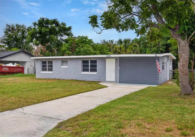 Photo 4 of Sale Pending at 2390 29th Street NW, Winter Haven, FL 33881 | MLS# TB8527635 | Listing updated on 2026-09-16