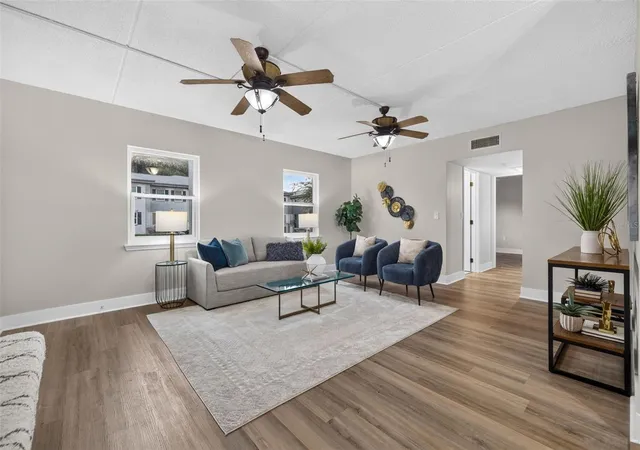 Listing Photo 4 - Condo for sale in building located at 1190 Rue Des Chateaux, South Pasadena, FL 33707 - Unit #1A