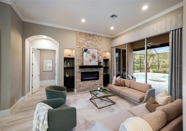 Photo 2 of Single family home for sale at 8122 Lone Tree Glen, Lakewood Ranch, FL 34202 | MLS# A4699545 | Listing updated on 2026-10-18