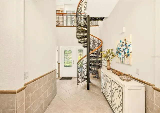 Photo 3 of Single family home for sale at 807 Centerbrook Dr, Brandon, FL 33511 | MLS# TB8527654 | Listing updated on 2026-10-07