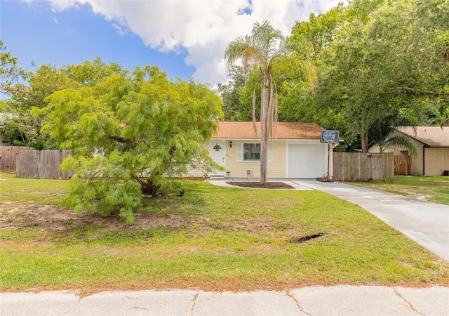 Homes for sale in Edgewater, FL | 3223 Umbrella Tree Dr, Edgewater, FL 32141 | MLS# NS1088694