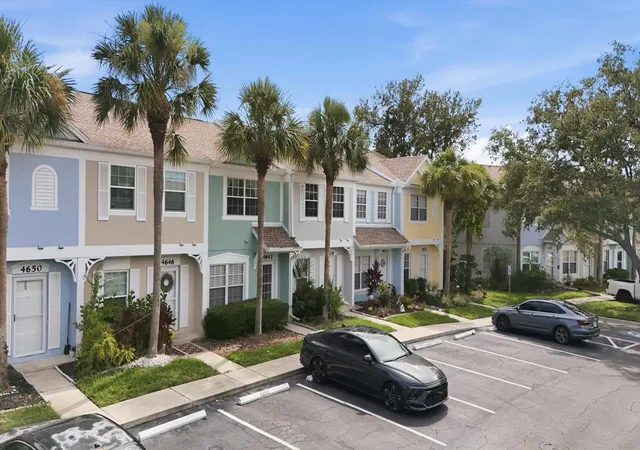 Townhouse for sale at 4642 Sabal Key Dr, BRADENTON, FL 34203 | MLS# A4699548