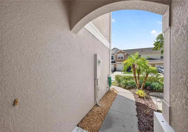 Photo 3 of Townhouse for sale at 1121 Loyola Ct, Sanford, FL 32771 | MLS# O6423825 | Listing updated on 2026-09-28