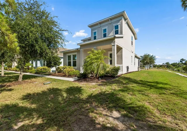 Photo 3 of Single family home for sale at 803 Winterside Dr, Apollo Beach, FL 33572 | MLS# TB8527677 | Listing updated on 2026-07-25