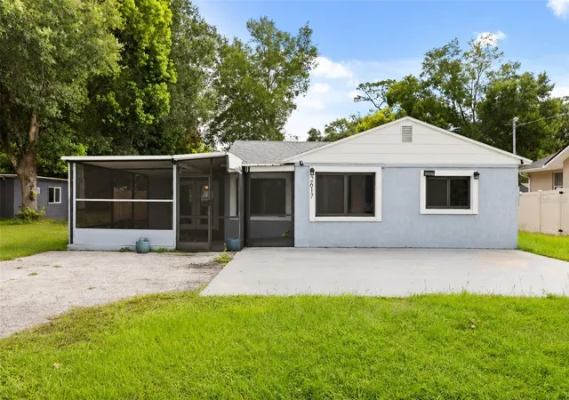 Photo 1 of Single family home for sale at 2617 S Laurel Ave, Sanford, FL 32773 | MLS# O6423828 | Listing updated on 2026-09-24