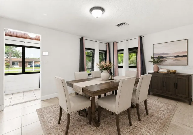 Photo 2 of Single family home for sale at 2617 S Laurel Ave, Sanford, FL 32773 | MLS# O6423828 | Listing updated on 2026-09-24