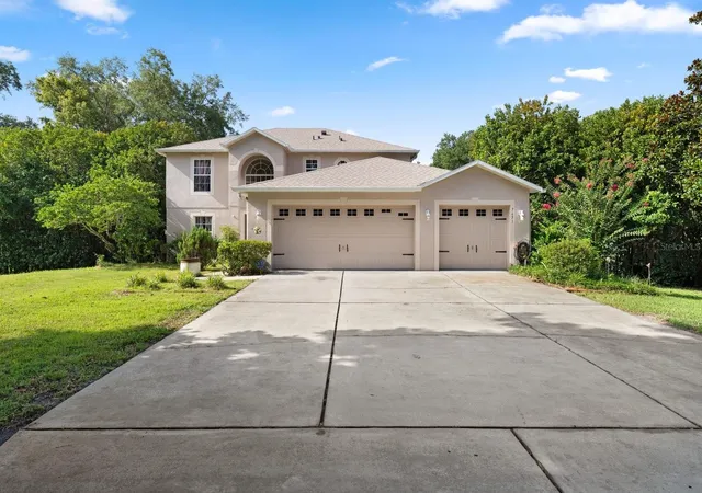 Photo 1 of Single family home for sale at 7651 Lake Andrea Cir, Mount Dora, FL 32757 | MLS# G5114863 | Listing updated on 2026-08-20