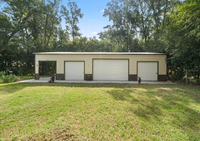 Photo 2 of Single family home for sale at 7651 Lake Andrea Cir, Mount Dora, FL 32757 | MLS# G5114863 | Listing updated on 2026-08-20