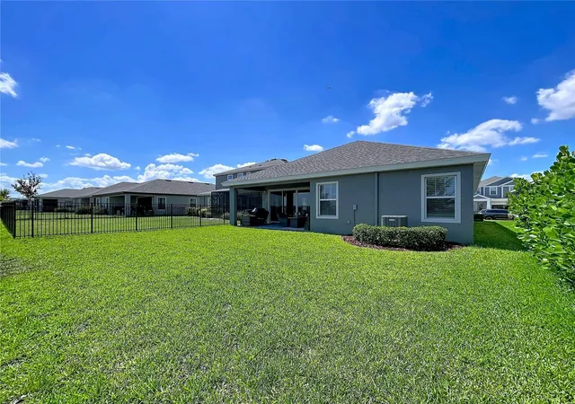 Photo 3 of Single family home for sale at 6290 Roadstead Ct, Apollo Beach, FL 33572 | MLS# TB8527696 | Listing updated on 2026-10-01