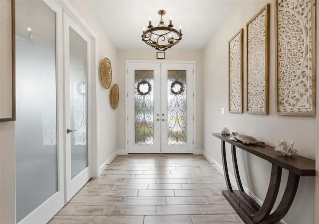 4th image of 12970 Steed Trace Loop, Lithia, FL 33547 | MLS# TB8527699