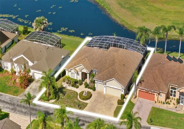 2nd image of 622 Golf Course Pkwy, Davenport, FL 33837 | MLS# O6423850