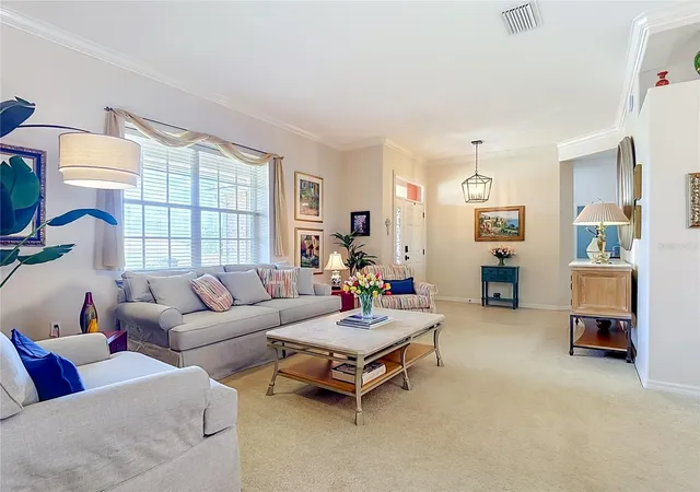 Photo 3 of Single family home for sale at 1953 Viewpoint Landings Rd, Lakeland, FL 33810 | MLS# L4963397 | Listing updated on 2026-10-05