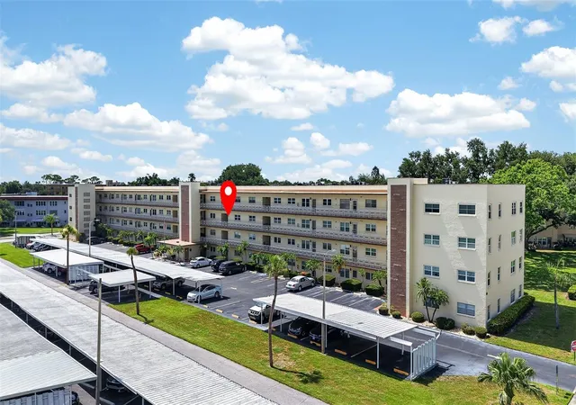 Homes for sale in St Petersburg, FL | 5705 80th St N #309, St Petersburg, FL 33709 | MLS# TB8527705