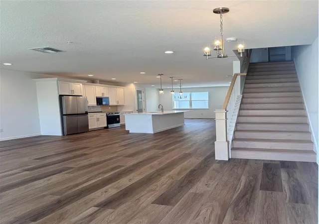 2nd image of 1888 Crowncrest Dr, Apopka, FL 32703 | MLS# O6423853