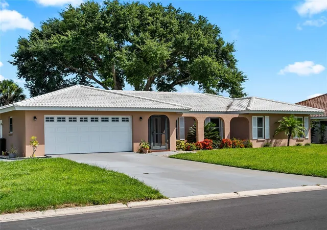 Homes for sale in Nokomis, FL | 107 Corot Dr, Nokomis, FL 34275 | MLS# D6148028
