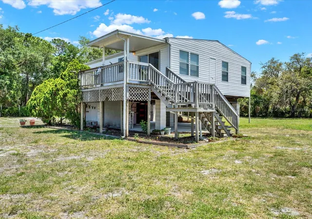 Homes for sale in Hudson, FL | 7606 Detroit Ave, Hudson, FL 34667 | MLS# W7887507
