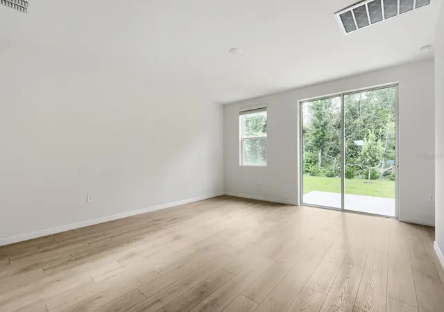 Photo 3 of Single family home for sale at 7426 Mia Vine Dr, Brooksville, FL 34601 | MLS# TB8527715 | Listing updated on 2026-08-21