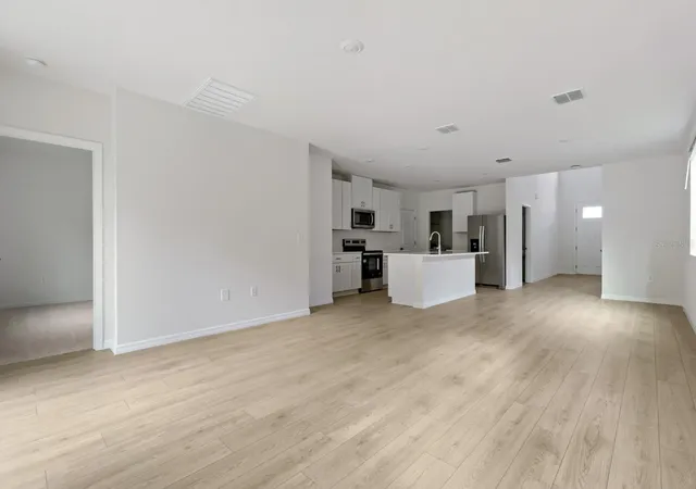 Photo 3 of Single family home for sale at 7426 Mia Vine Dr, Brooksville, FL 34601 | MLS# TB8527715 | Listing updated on 2026-10-16