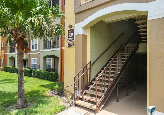 2nd image of 738 Crest Pines Dr #726, Orlando, FL 32828 | MLS# S5153409