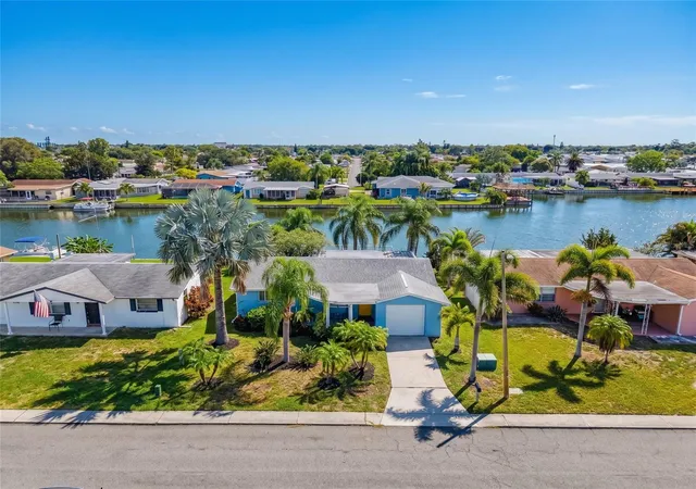 2nd image of 2228 Society Dr, Holiday, FL 34691 | MLS# TB8527730