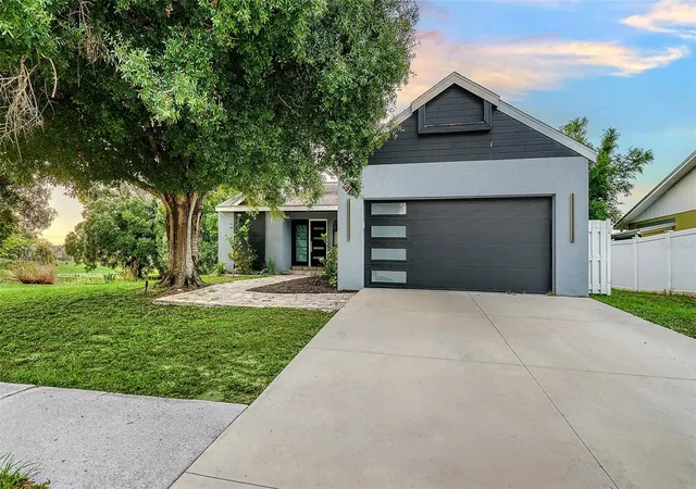 1st image of 2481 S Scarlet Oak Ct, Sarasota, FL 34232 | MLS# A4699561