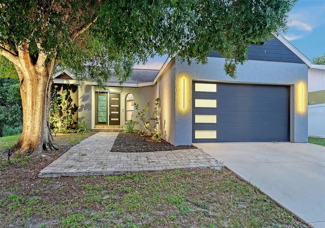 5th image of 2481 S Scarlet Oak Ct, Sarasota, FL 34232 | MLS# A4699561