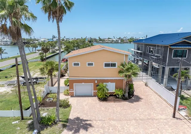 2nd image of 16102 4th St E, Redington Beach, FL 33708 | MLS# TB8527737
