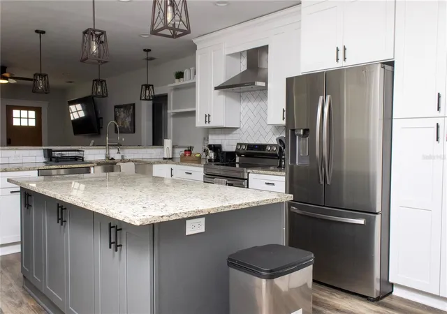 2nd image of 2910 N Ola Ave, Tampa, FL 33602 | MLS# TB8527739