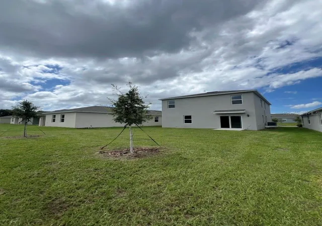 Photo 3 of Single family home for sale at 3309 Spineywood Dr, Ocoee, FL 34761 | MLS# O6423888 | Listing updated on 2026-10-08