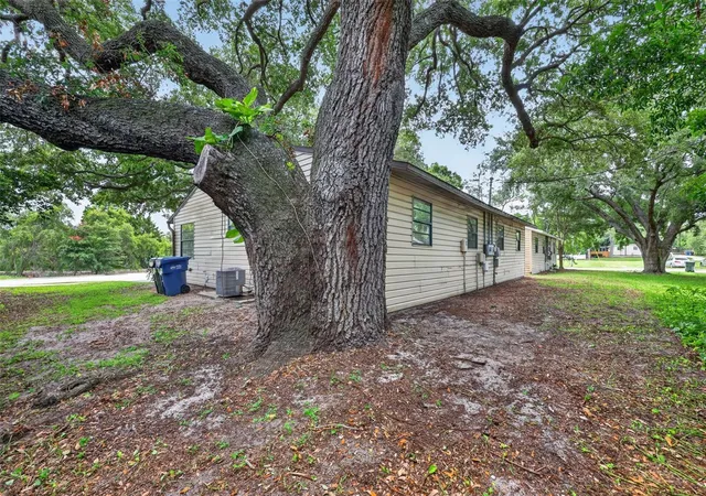 25th image of 397 Sw 2nd St, Largo, FL 33770 | MLS# TB8527748