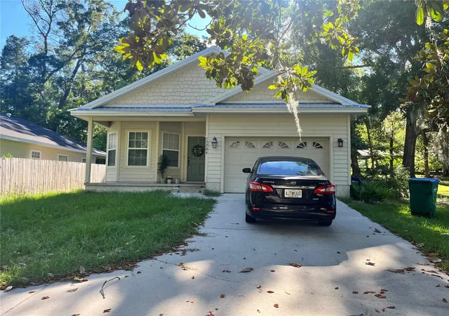 1st image of 15704 Nw 140th St, Alachua, FL 32615 | MLS# GC541842