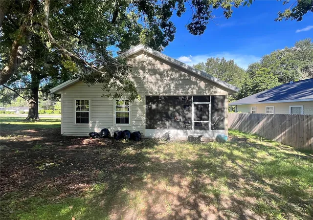 3rd image of 15704 Nw 140Th St, Alachua, FL 32615 | MLS# GC541842