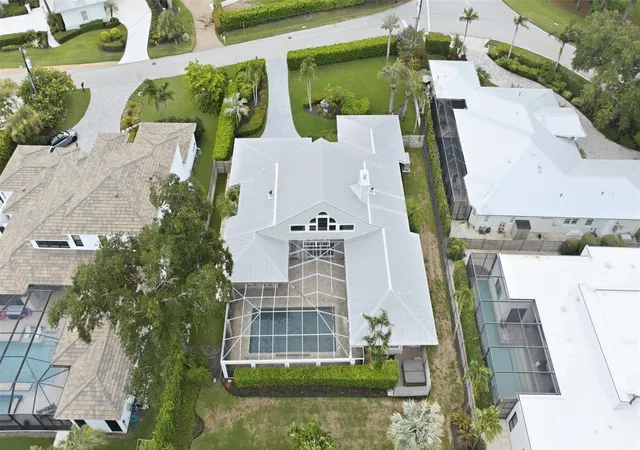 Photo 41 of Single family home for sale at 1511 N Lake Shore Dr, SARASOTA, FL 34231 | MLS# A4699567 | Listing updated on 2026-10-05