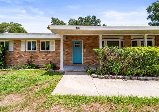 2nd image of 710 Debra Lynne Dr, Brandon, FL 33511 | MLS# TB8527757