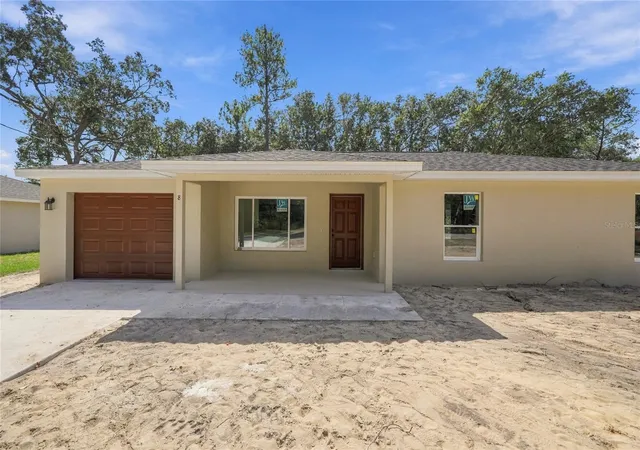 Photo 2 of Single family home for sale at 8 Sequoia Dr Crse, Ocklawaha, FL 32179 | MLS# GC541847 | Listing updated on 2026-10-07
