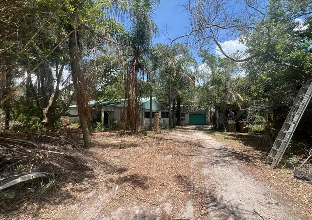 Homes for sale in Leesburg, FL | 33845 Crestwood Ave, Leesburg, FL 34788 | MLS# G5114873