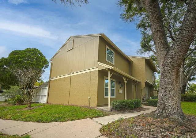 Photo 3 of Townhouse for sale at 6902 Soledad Ct, Tampa, FL 33615 | MLS# TB8527788 | Listing updated on 2026-09-21