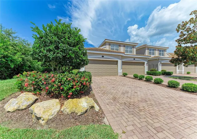Photo 3 of Condo for sale at 419 Winding Brk Ln #101, Bradenton, FL 34212 | MLS# A4699580 | Listing updated on 2026-09-04