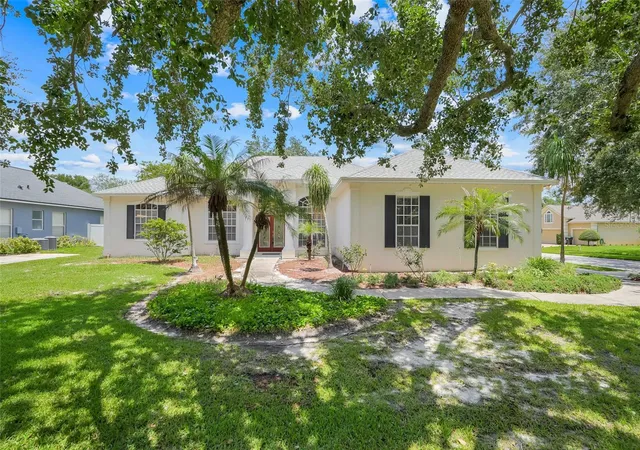 Photo 1 of Single family home for sale at 8003 Belshire Dr, Orlando, FL 32835 | MLS# O6423936 | Listing updated on 2026-08-14