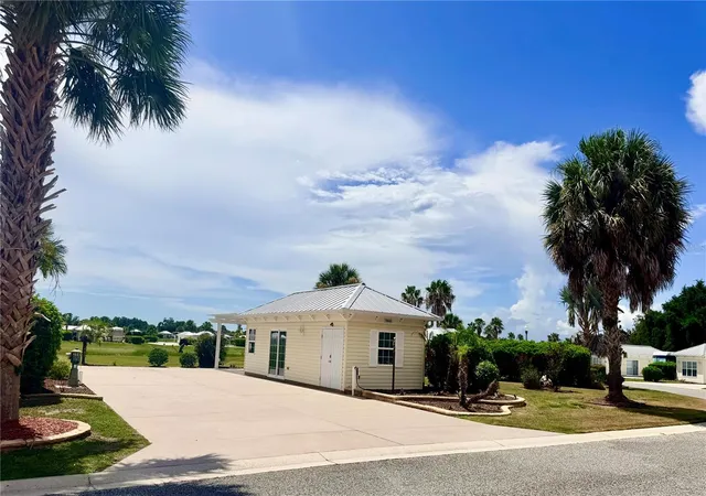 3rd image of 9444 Se 49Th Ter, Webster, FL 33597 | MLS# G5114874