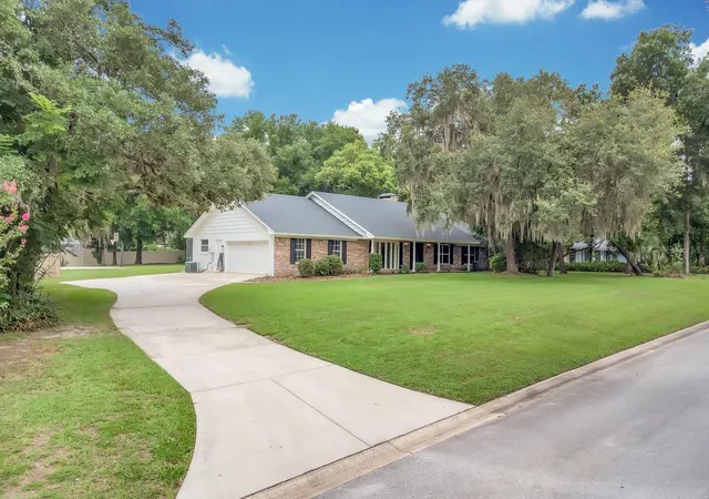 2nd image of 112 Forest Park Ct, Longwood, FL 32779 | MLS# O6423955