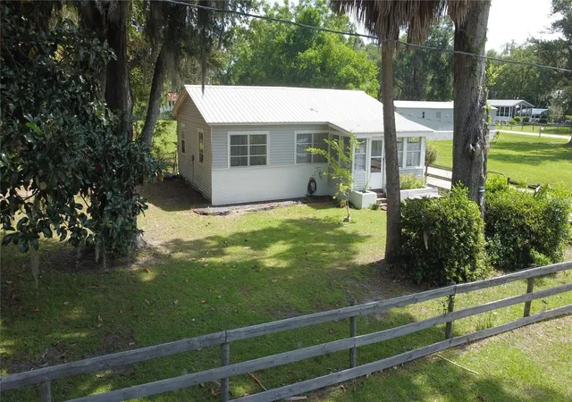 2nd image of 2995 Ne 97th Street Rd, Anthony, FL 32617 | MLS# OM728212