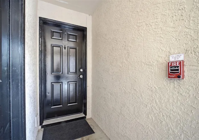3rd image of 2400 Feather Sound Dr #236, Clearwater, FL 33762 | MLS# TB8527829