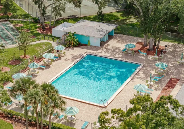 2nd image of 3295 Fox Chase Cir N, PALM HARBOR, FL 34683