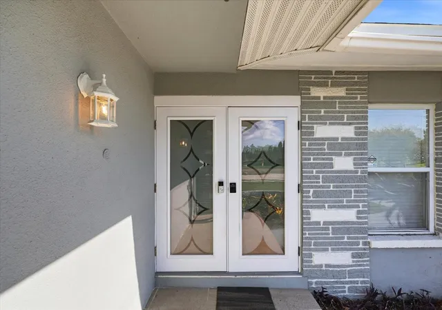 4th image of 1354 62nd Avenue S, Saint Petersburg, FL 33705 | MLS# TB8527851