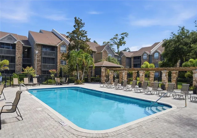 2nd image of 2500 Winding Creek Blvd, CLEARWATER, FL 33761