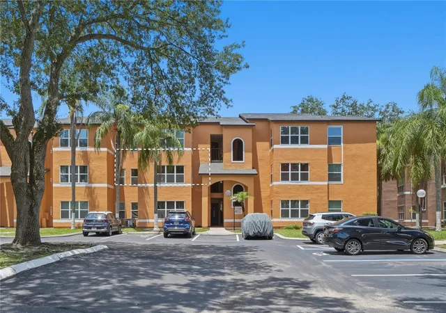 Homes for sale in Orlando, FL | 4532 Commander Dr #2121, Orlando, FL 32822 | MLS# O6423974
