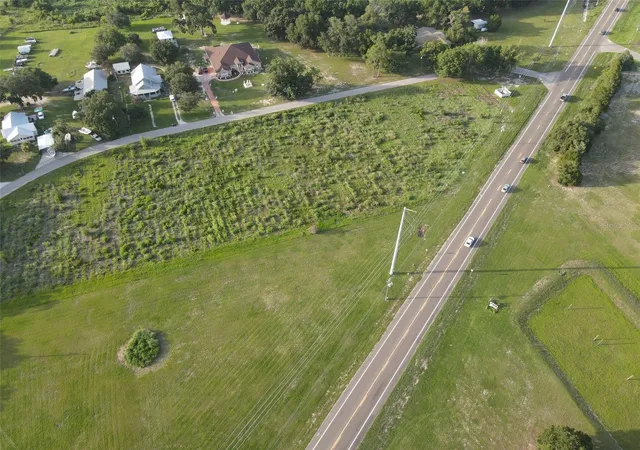3rd image of 104 Scenic Hwy, Haines City, FL 33844 | MLS# S5153443