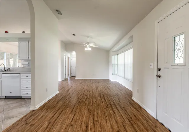 Homes for sale in Edgewater, FL | 2525 Royal Palm Dr, Edgewater, FL 32141 | MLS# NS1088700